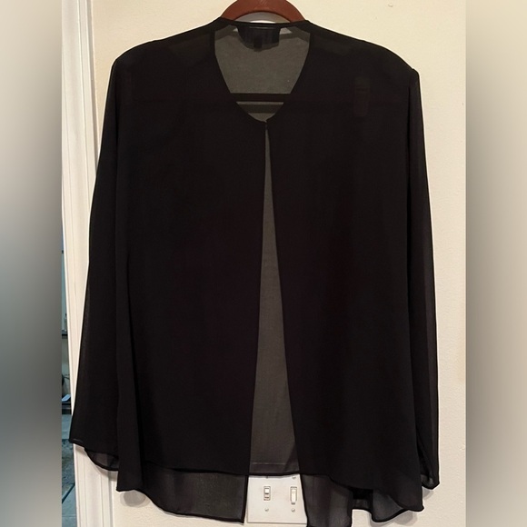 MONTEE’ DRESSY BLACK TOPPER~18W - Picture 4 of 6